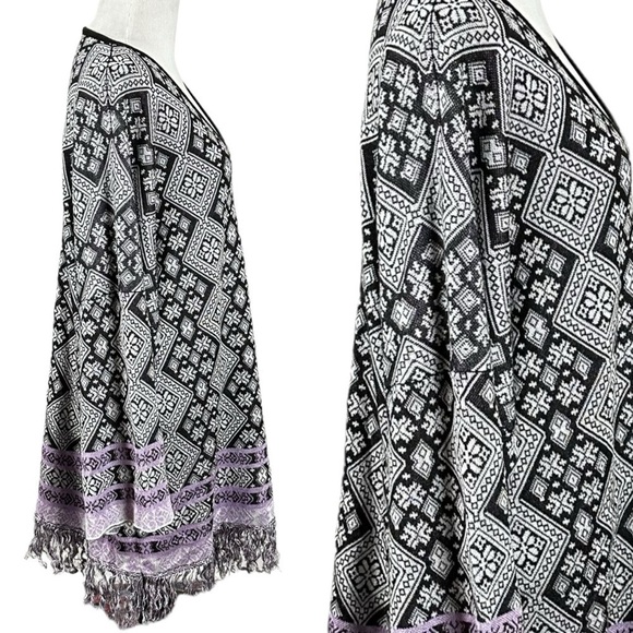 Free People Retro 70s Bohemian Poncho Sweater Tunic Top Fringe Small Oversized - Picture 8 of 16